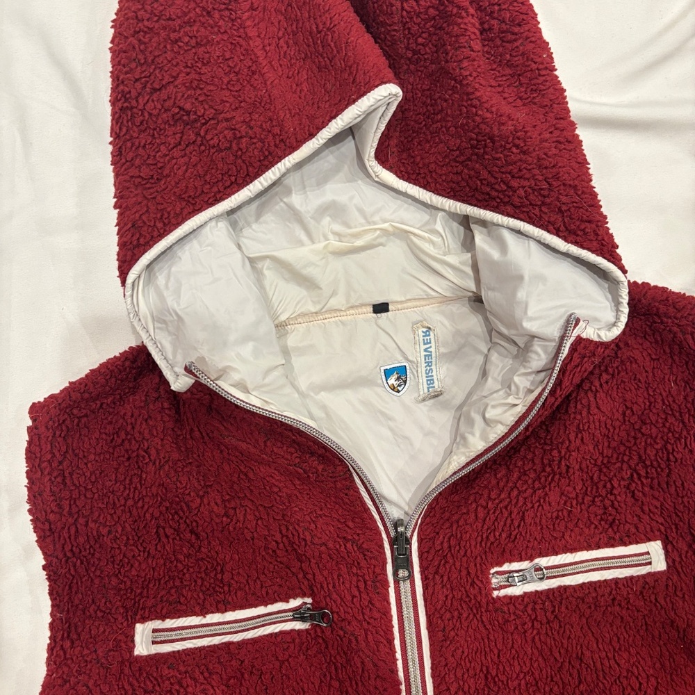 KÜHL‎ Skata Reversible Sherpa Fleece Hooded Vest Women’s M/L Burgundy Cream